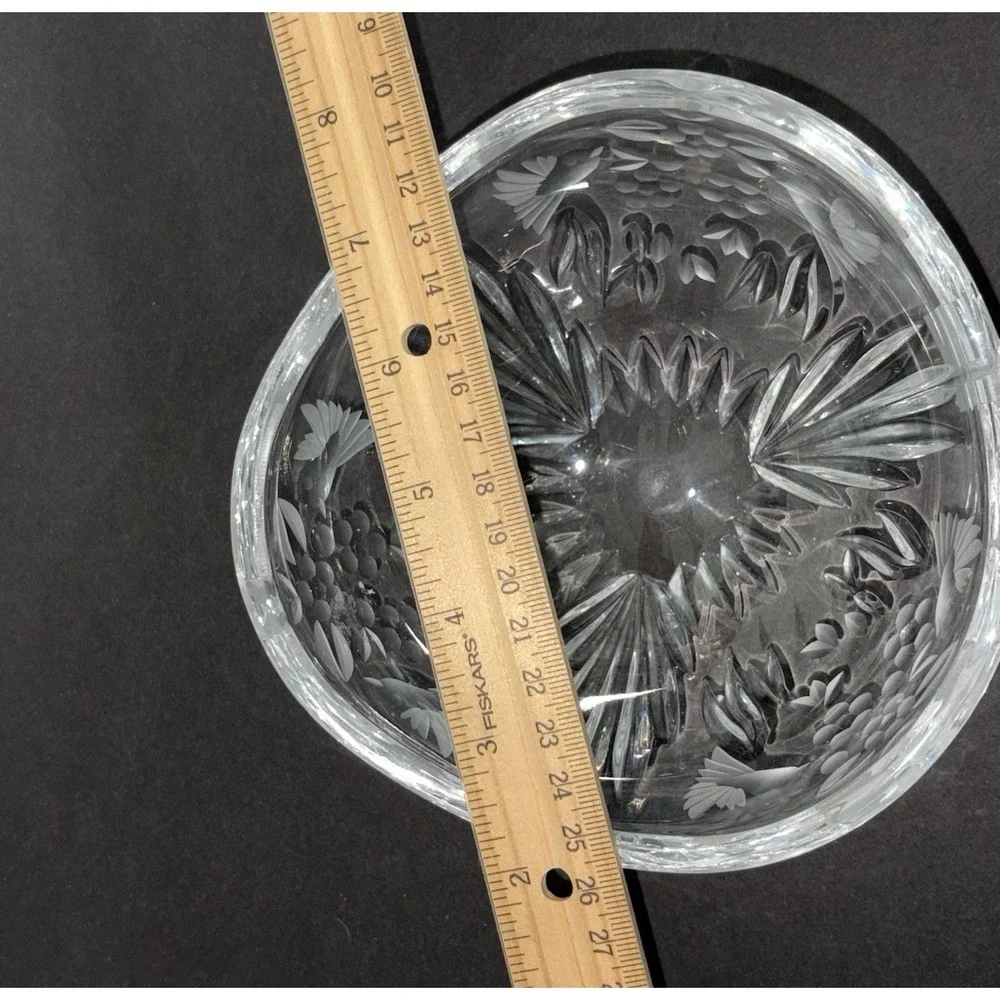 Mikasa Clear Crystal Beautiful Scalloped Hummingbird Bowl‎ 6x3